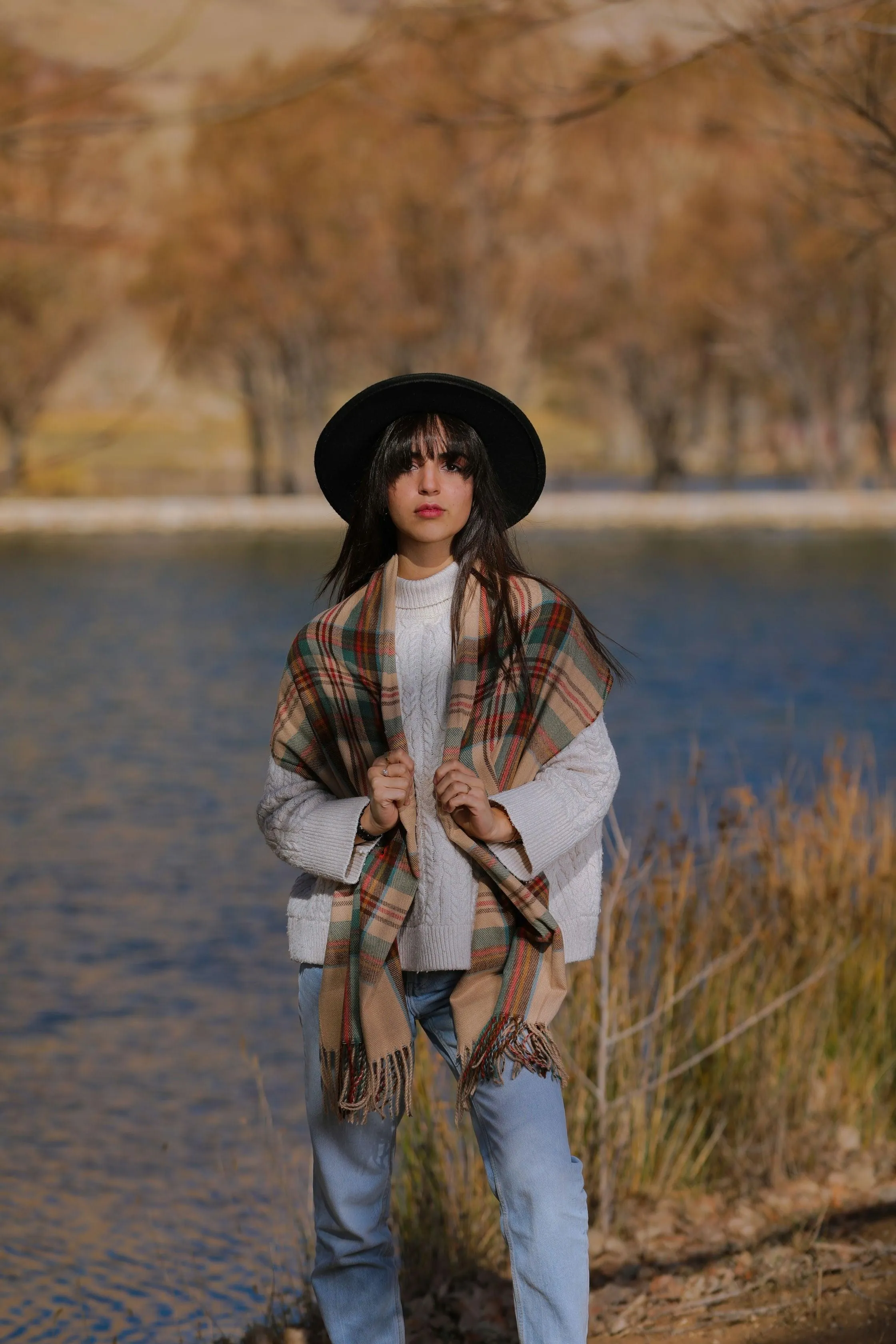 Checkered Beige Scarf in Virgin Wool and Cotton