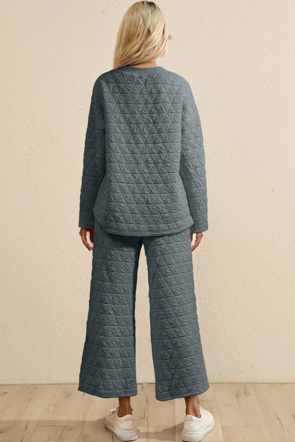 Dark Grey Solid Quilted Pullover and Pants Outfit