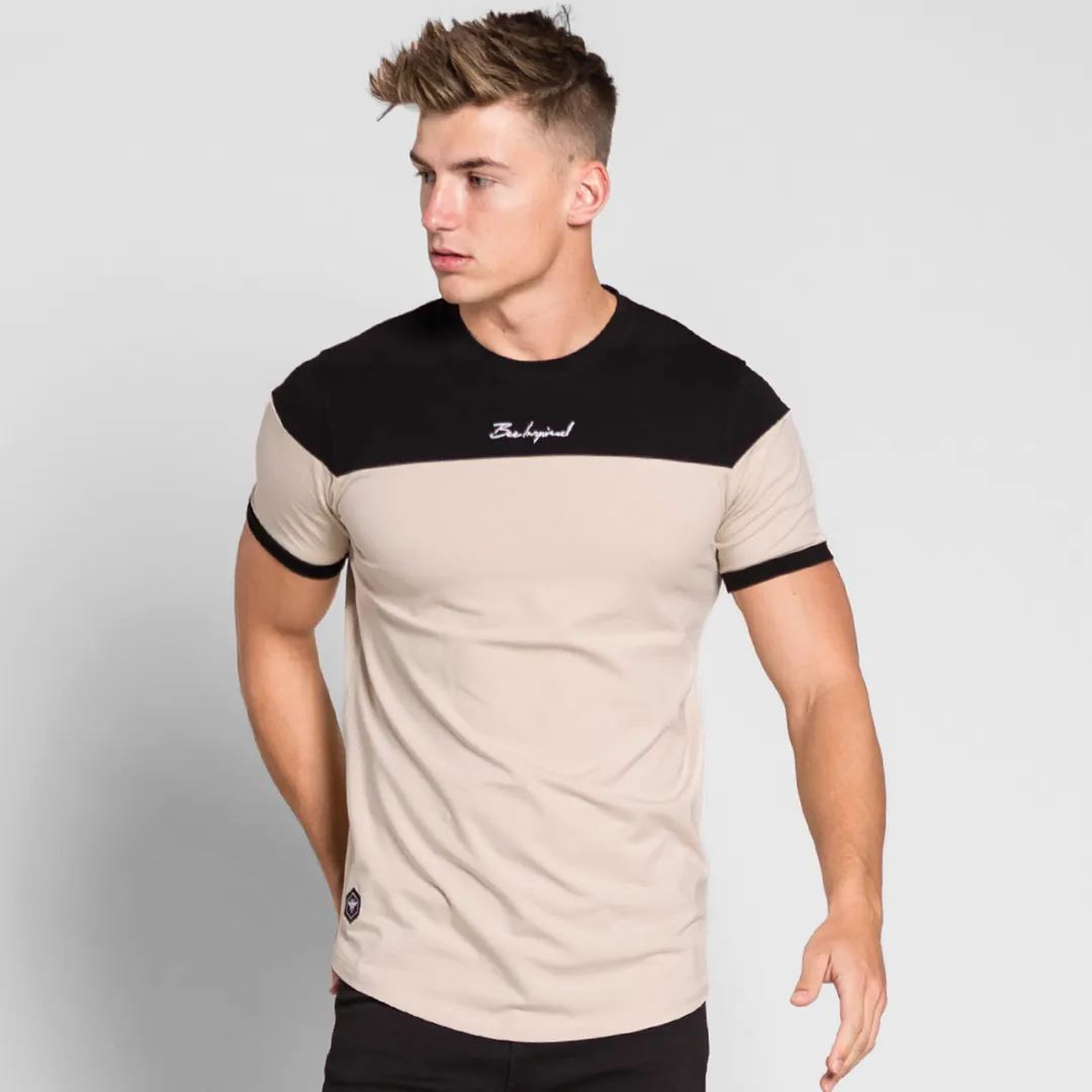 Klass Tee - Sand/Black