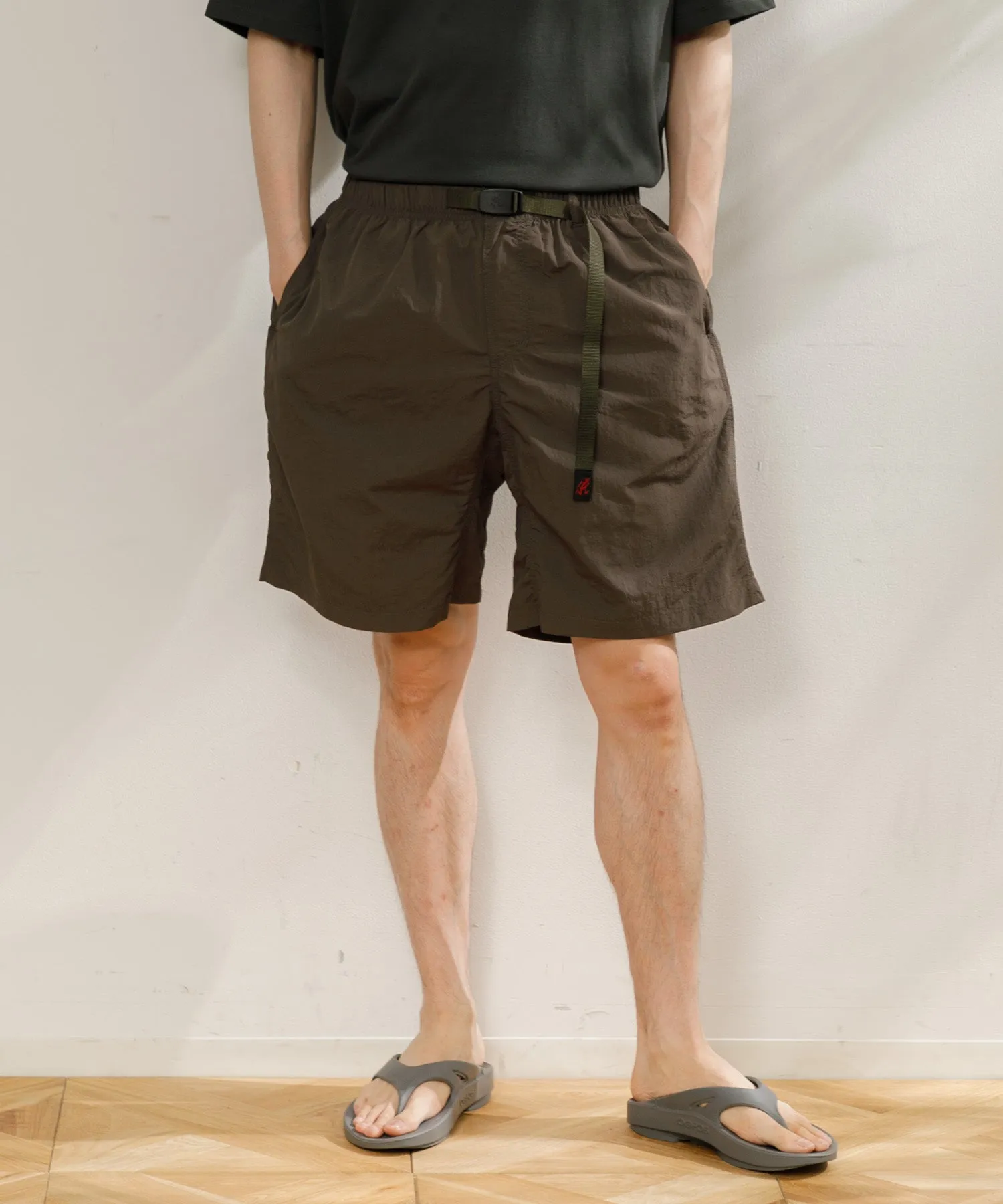 【MEN , WOMEN】GRAMICCI NYLON LOOSE SHORT