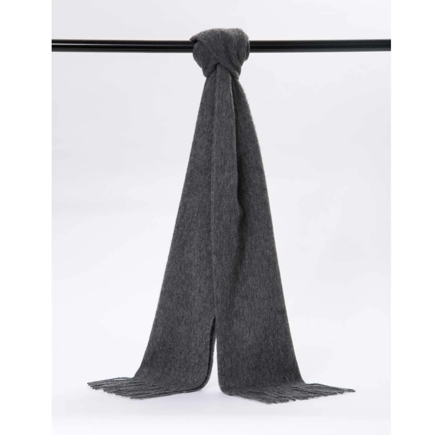 POSH FLEECE Pure Wool Scarf with Fringe Grey