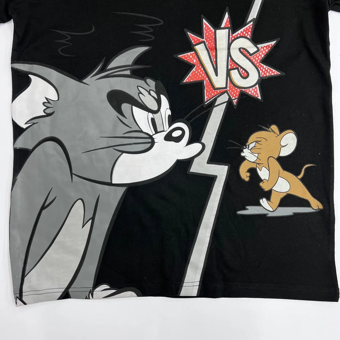 SOUTHPOLE Tom vs. Jerry Graphic T-Shirt