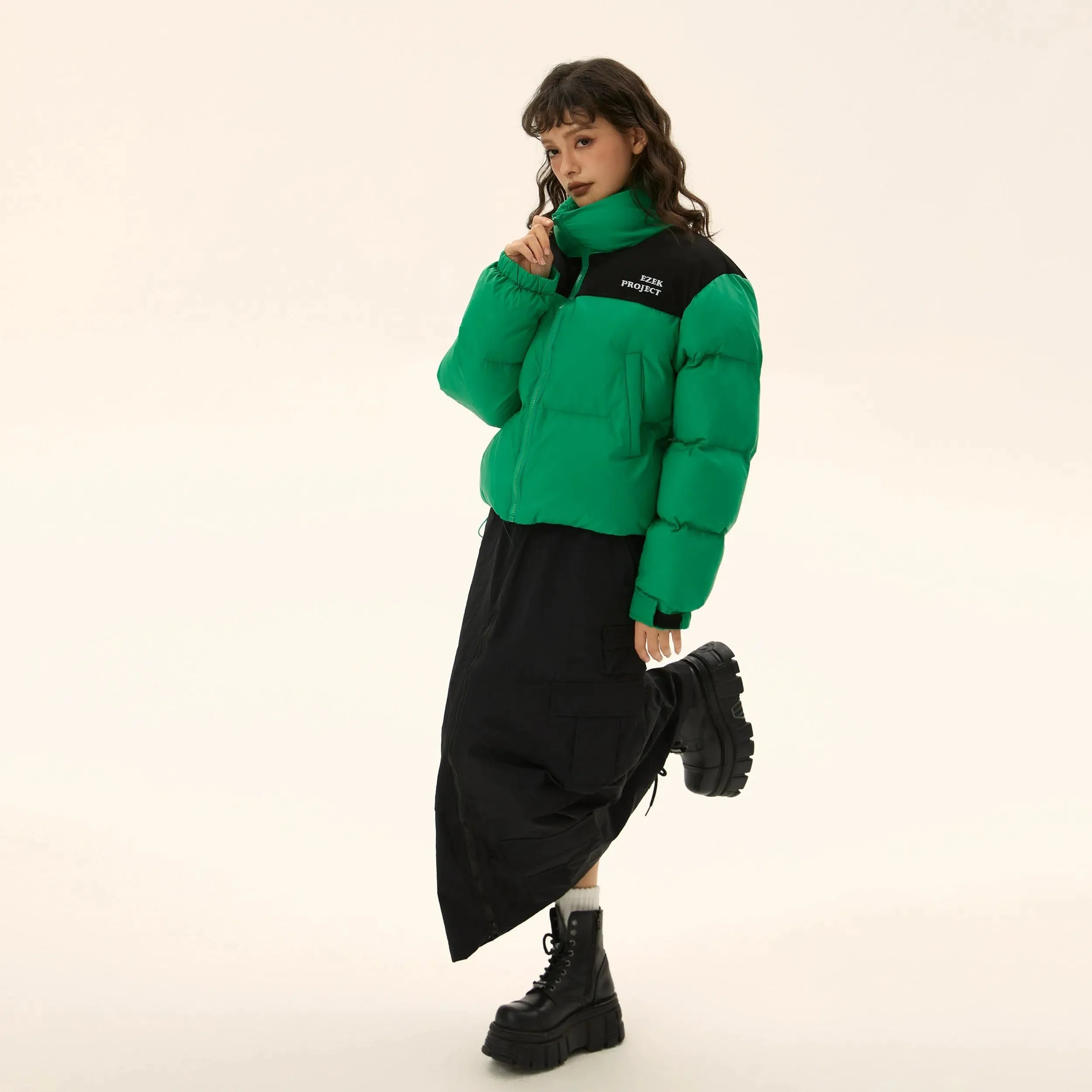 Tom Contrast Color Puffer Cropped Jacket