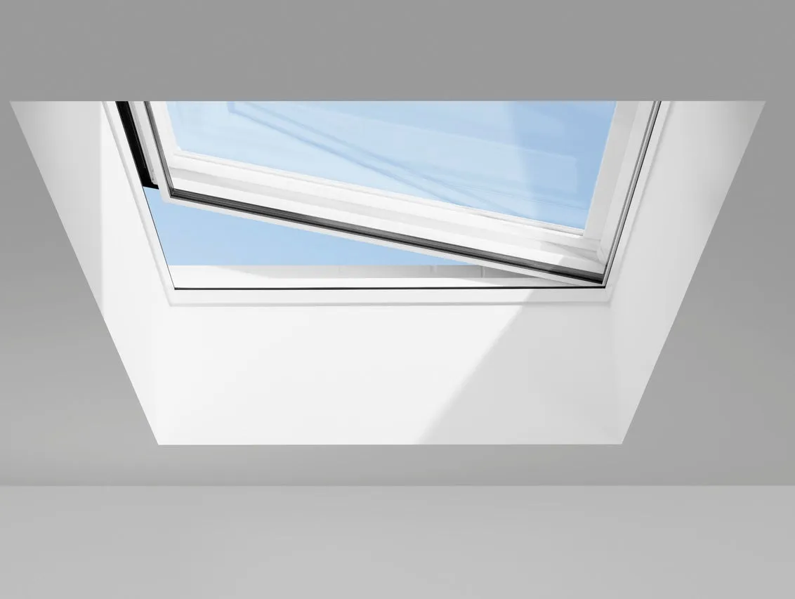 VELUX CVU 090060 1093 INTEGRA® SOLAR Curved Glass Rooflight Package 90 x 60 cm (Including CVU Triple Glazed Base & ISU Curved Glass Top Cover)