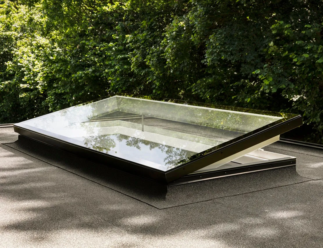 VELUX CVU 090060 1093 INTEGRA® SOLAR Curved Glass Rooflight Package 90 x 60 cm (Including CVU Triple Glazed Base & ISU Curved Glass Top Cover)